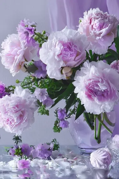 Открытка с пожеланиями Пионы