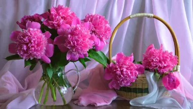 Открытка с пожеланиями Пионы